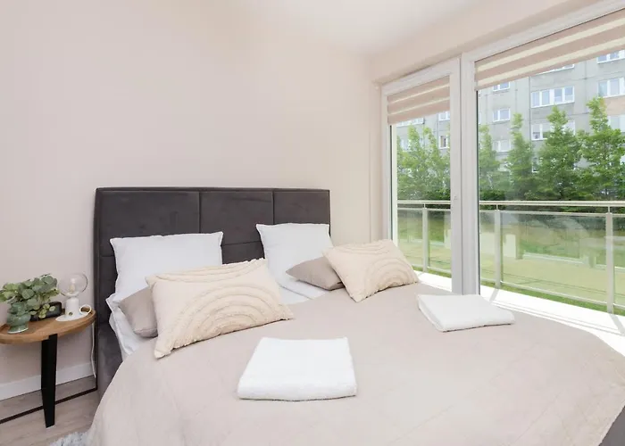 Appartement Comfy Kapitanska & Parking & Balcony By Renters