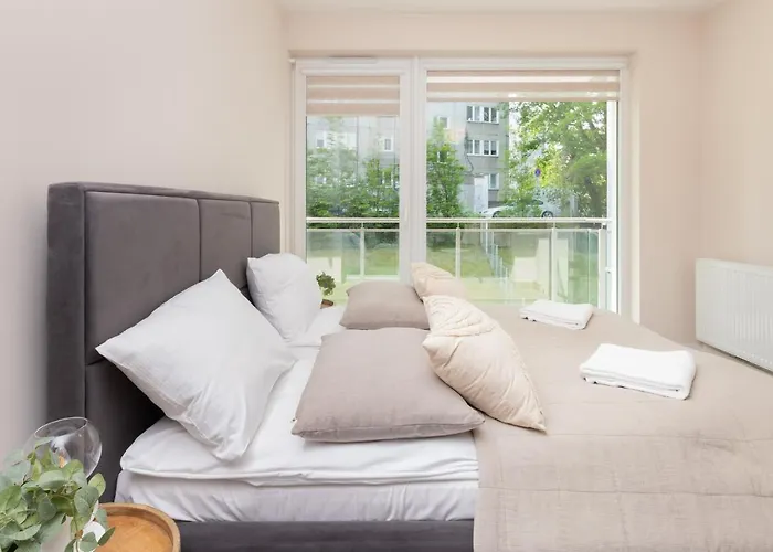 Comfy Kapitanska & Parking & Balcony By Renters Appartement Gdynia