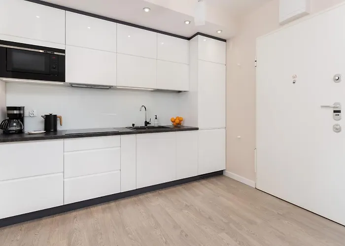 Comfy Kapitanska & Parking & Balcony By Renters Appartement *