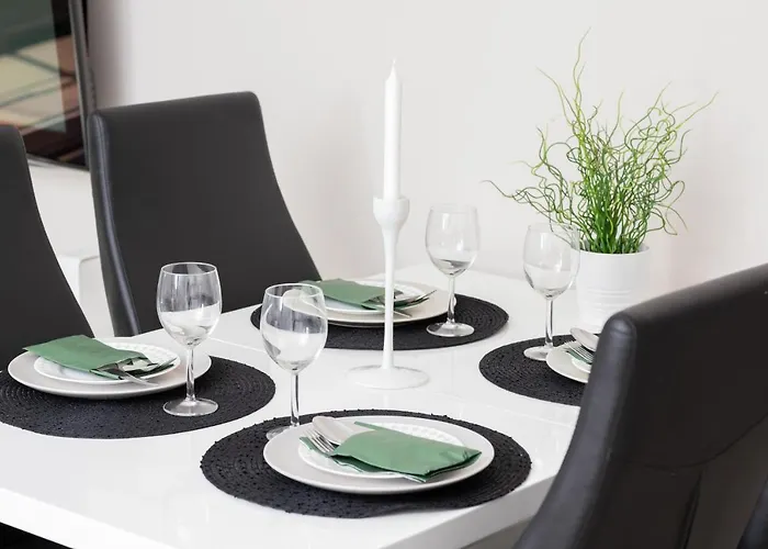 Comfy Kapitanska & Parking & Balcony By Renters